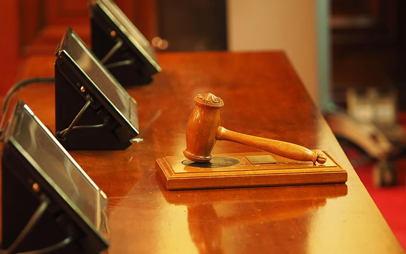  Licencias, procedimiento administrativo y recursos